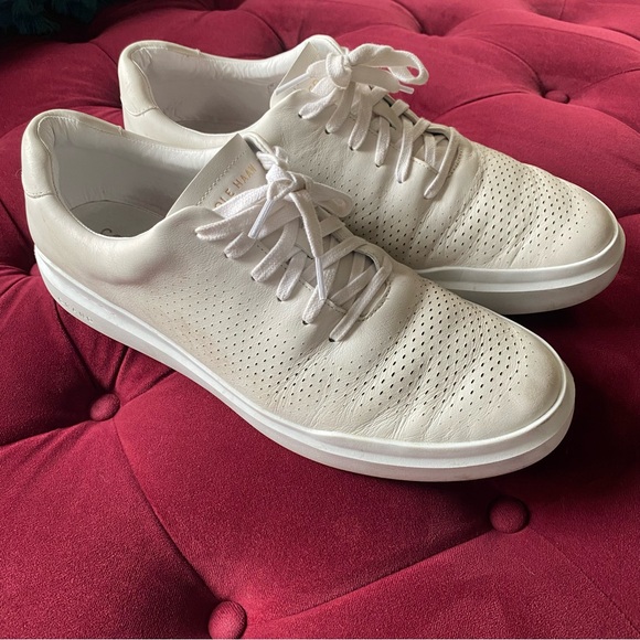 Cole Hahn - Men's GrandPrø Rally Laser Cut White Sneakers - size 13W 13